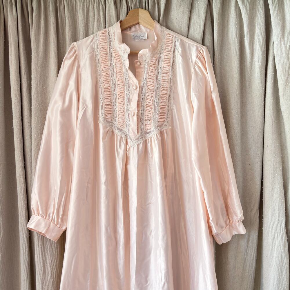 Vintage Vanity Fair L Pink Satin Nightgown Lace Ruffle Bib Maxi Lined